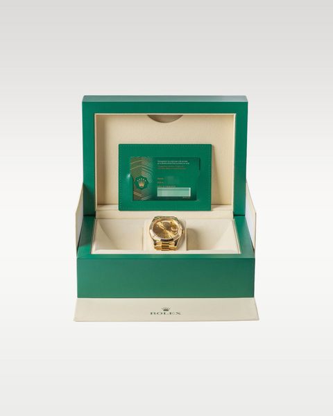 Rolex Day-Date 40 228238